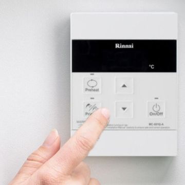 Rinnai Infinity Universal Water Temperature Controller MC601QA 